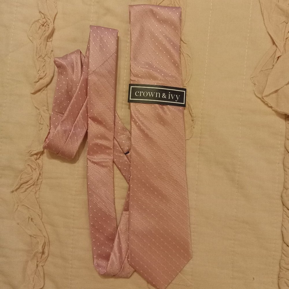 NWT: Crown & Ivy Neck Tie